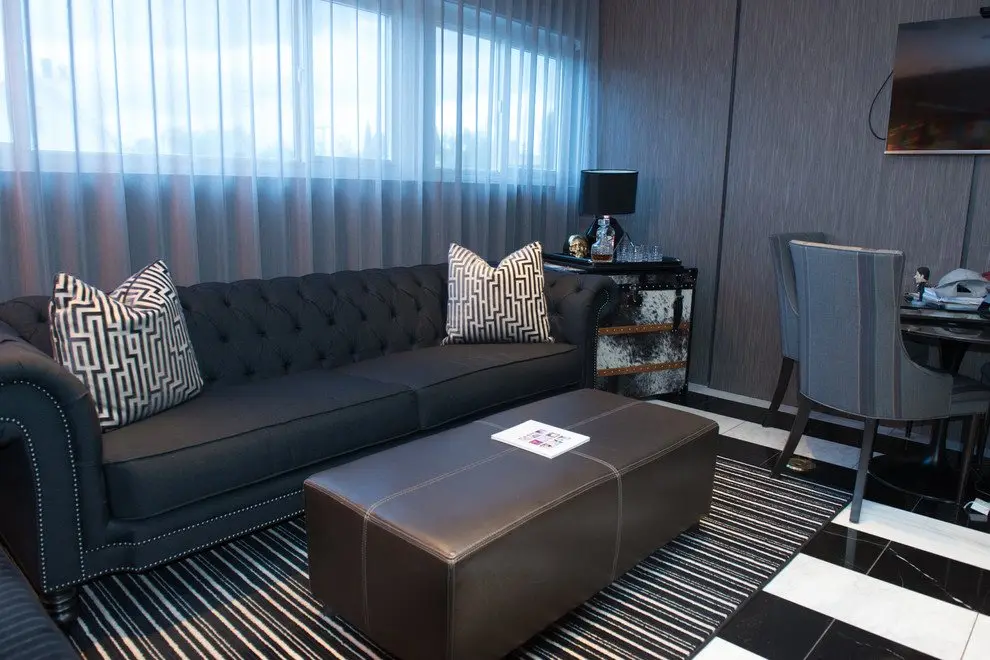 Skyline Contemporary Space home office, photo 3