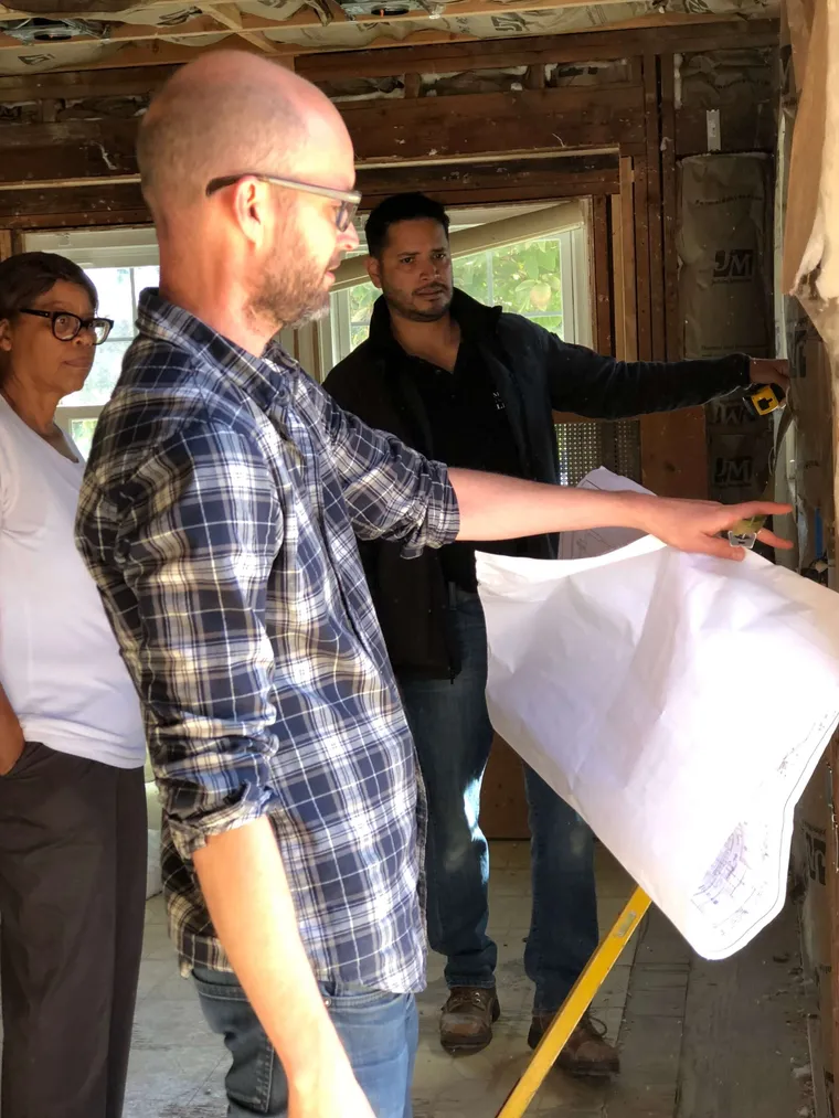 Mario and the team on site
