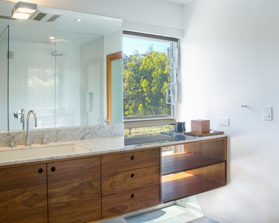 Contemporary Santa Monica Bathrooms, photo 1