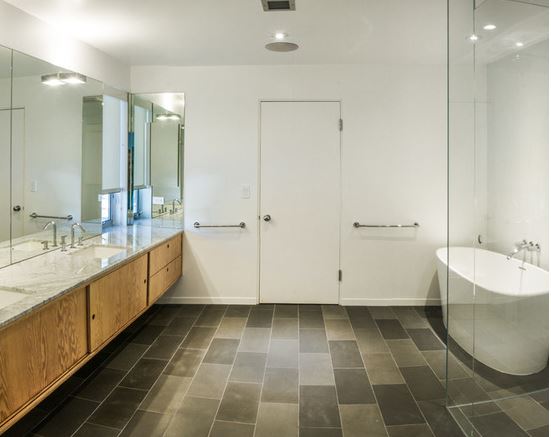 Contemporary Santa Monica Bathrooms, photo 2