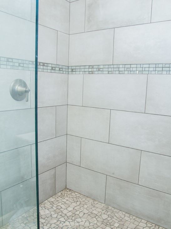 Grey North Hollywood Bath, photo 1