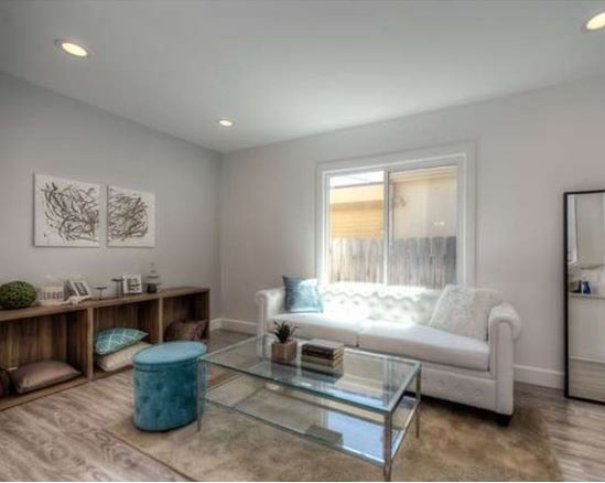 Transitional Marina Del Rey Home, photo 4