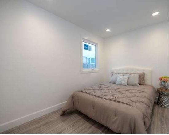 Transitional Marina Del Rey Home, photo 5