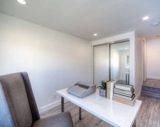 Transitional Marina Del Rey Home, photo 6