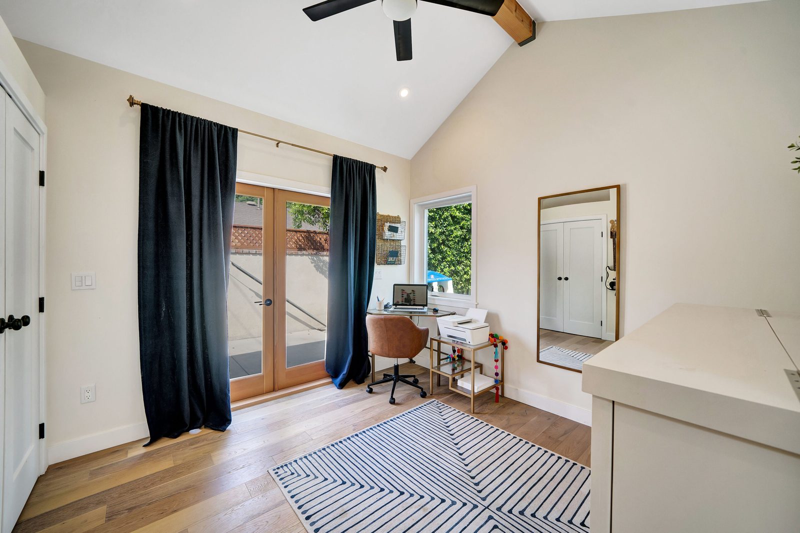 Los Angeles Garage Conversion, photo 8